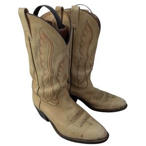 Brahma Tan Western Boots with Intricate Stitching